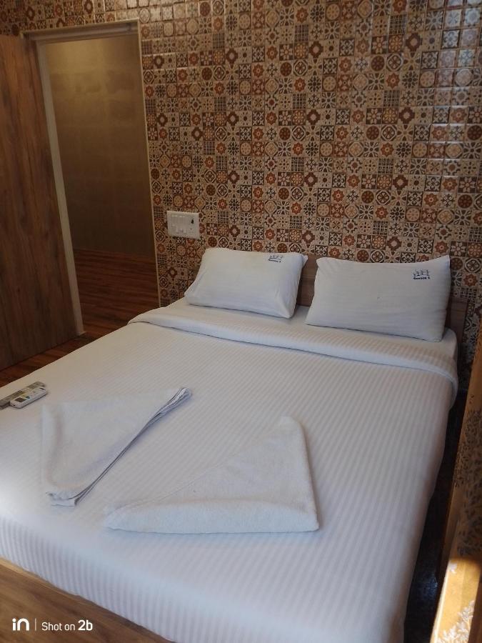 Season 4 Residences - 1bhk Furnished Apartment